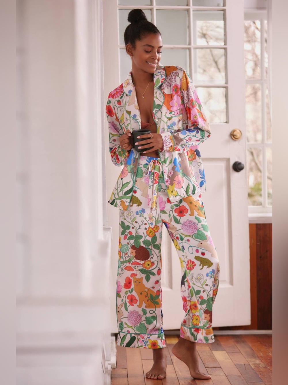 NWT Whimsical Woodland Floral 2PC silky pajama set Top w pants in Multicolor XL